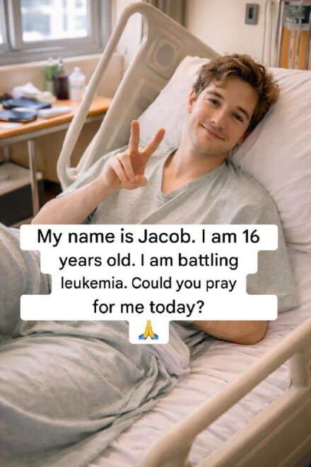 Today I ate a slice of pizza in a hospital bed 🍕🏥 and tried to smile as if everything were normal. Some days feel “good.”